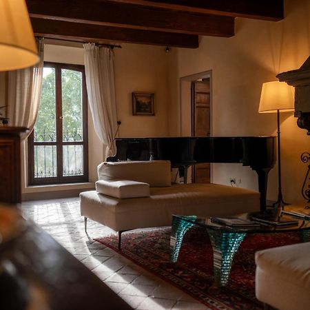 ホテル Palazzo Viviani Castello Di モンテグリドルフォ エクステリア 写真