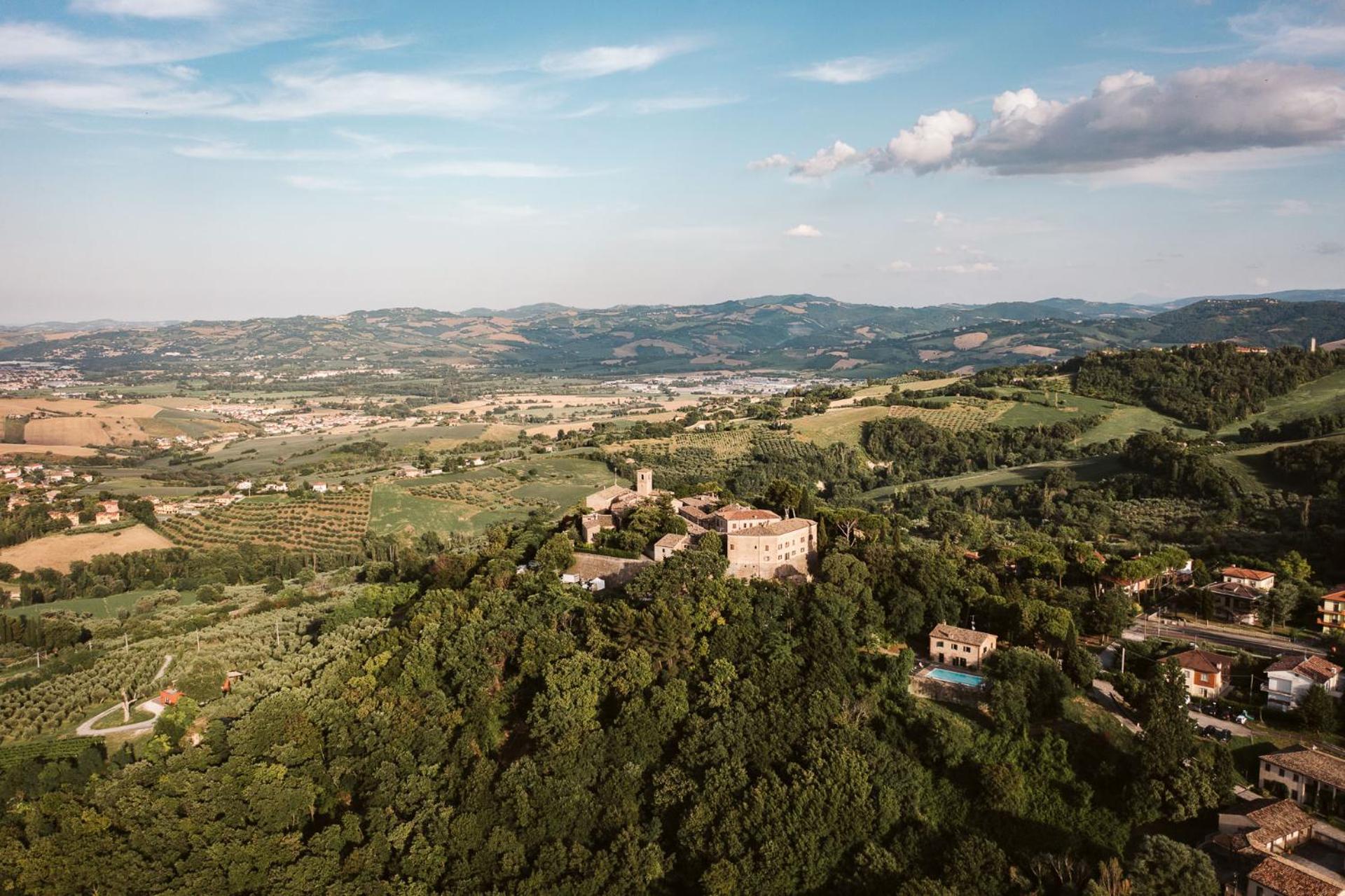 ホテル Palazzo Viviani Castello Di モンテグリドルフォ エクステリア 写真
